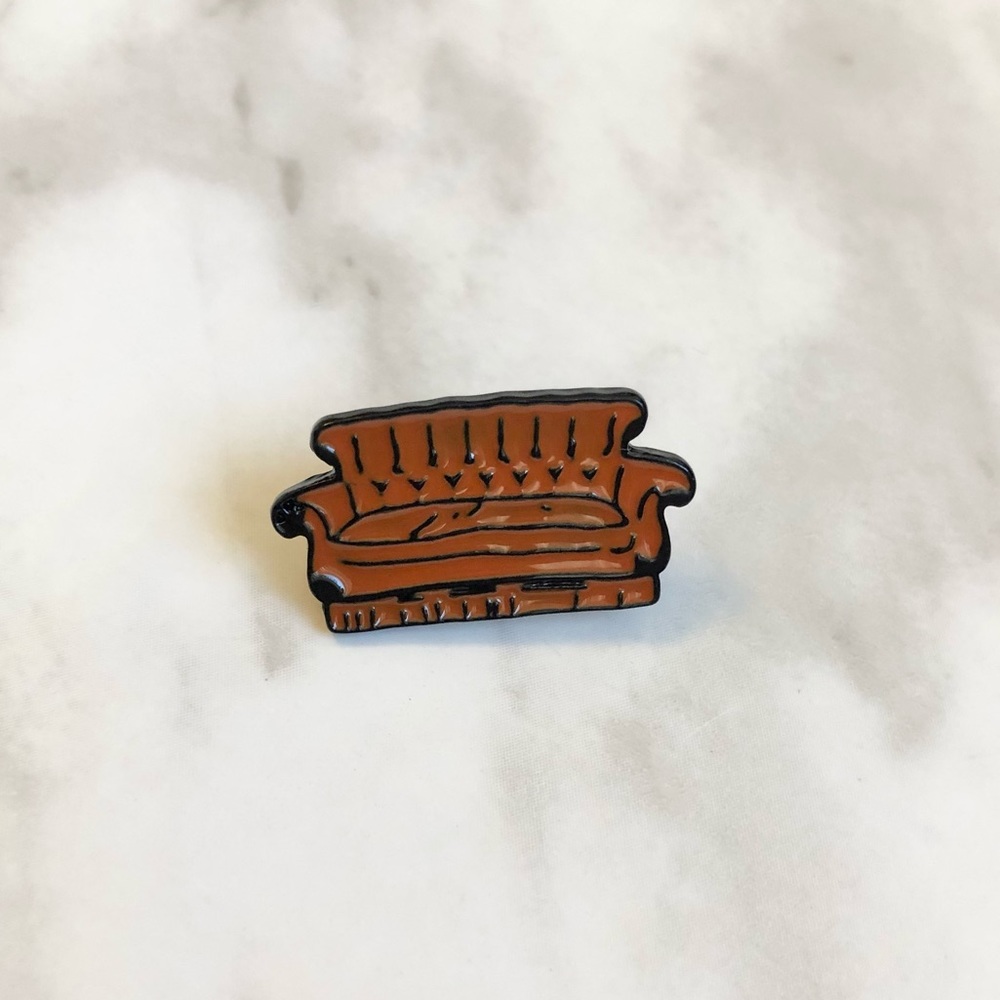 🎉 New Friends Central Perk Brown Couch Pin